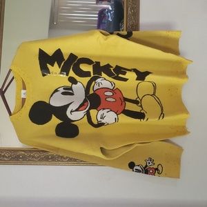 Mickey mouse crewneck sweater